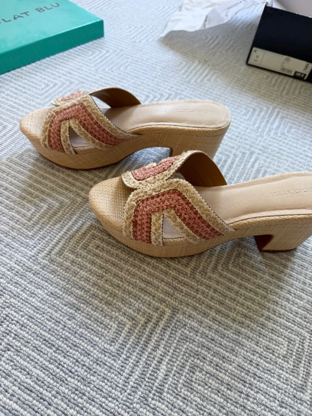 Women’s wedge
